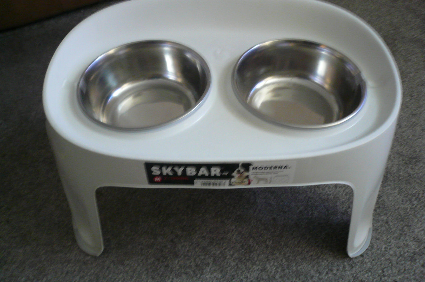 dog food bowl